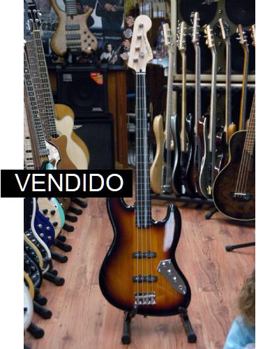 Squier Vintage modified Jazz Bass, fretless